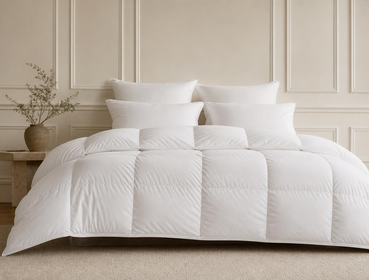MACKENZA (560+ White Down) 68x86 All Year Weight (28 oz) Comforter — Comforter by Plumés Bedding